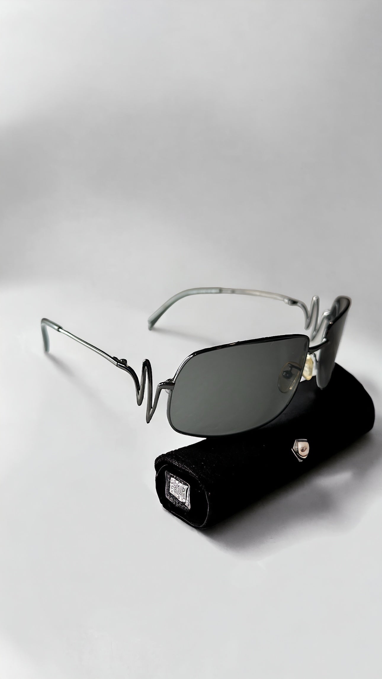 VIVIENNE WESTWOOD VW50202